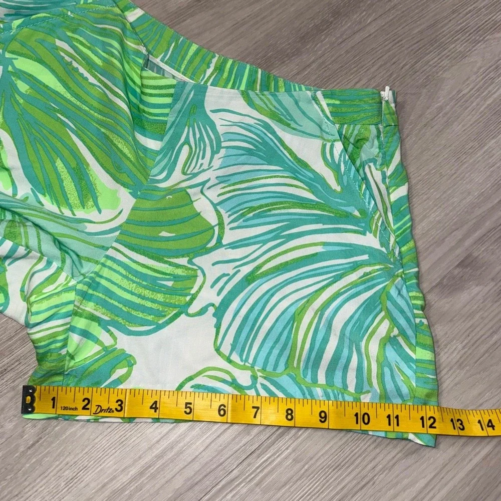 Lilly Pulitzer Green White Tropical Palm Leaf Rayon Shorts Size 2 RN 88189 - Picture 8 of 10